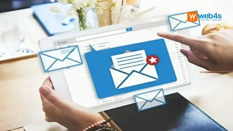 email client là gì
